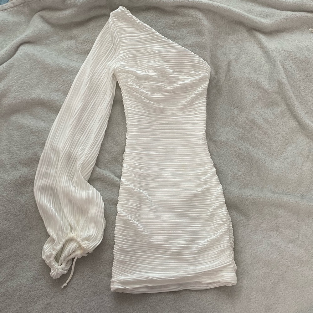 Lucy in the Sky white mini dress